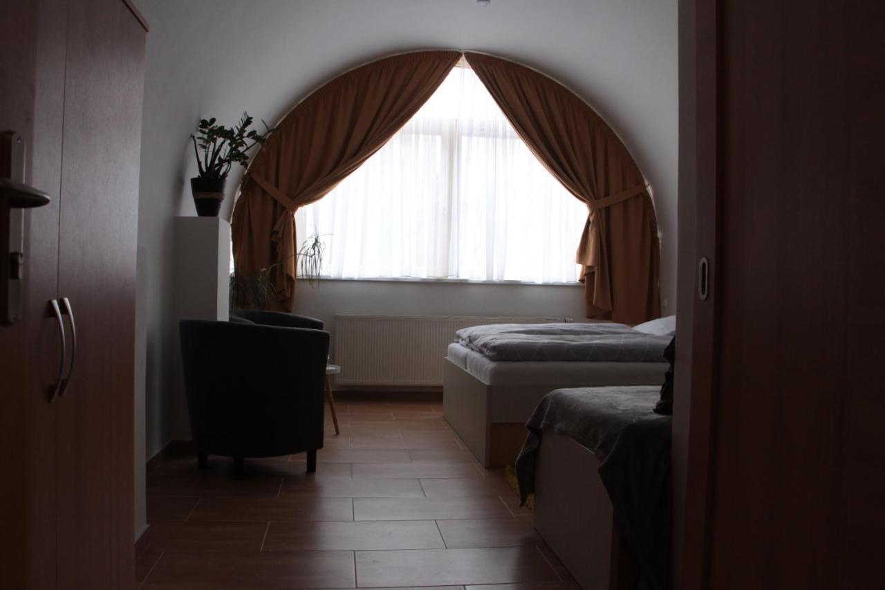 Penzion U Pidly Mariánské Lázně Kültér fotó